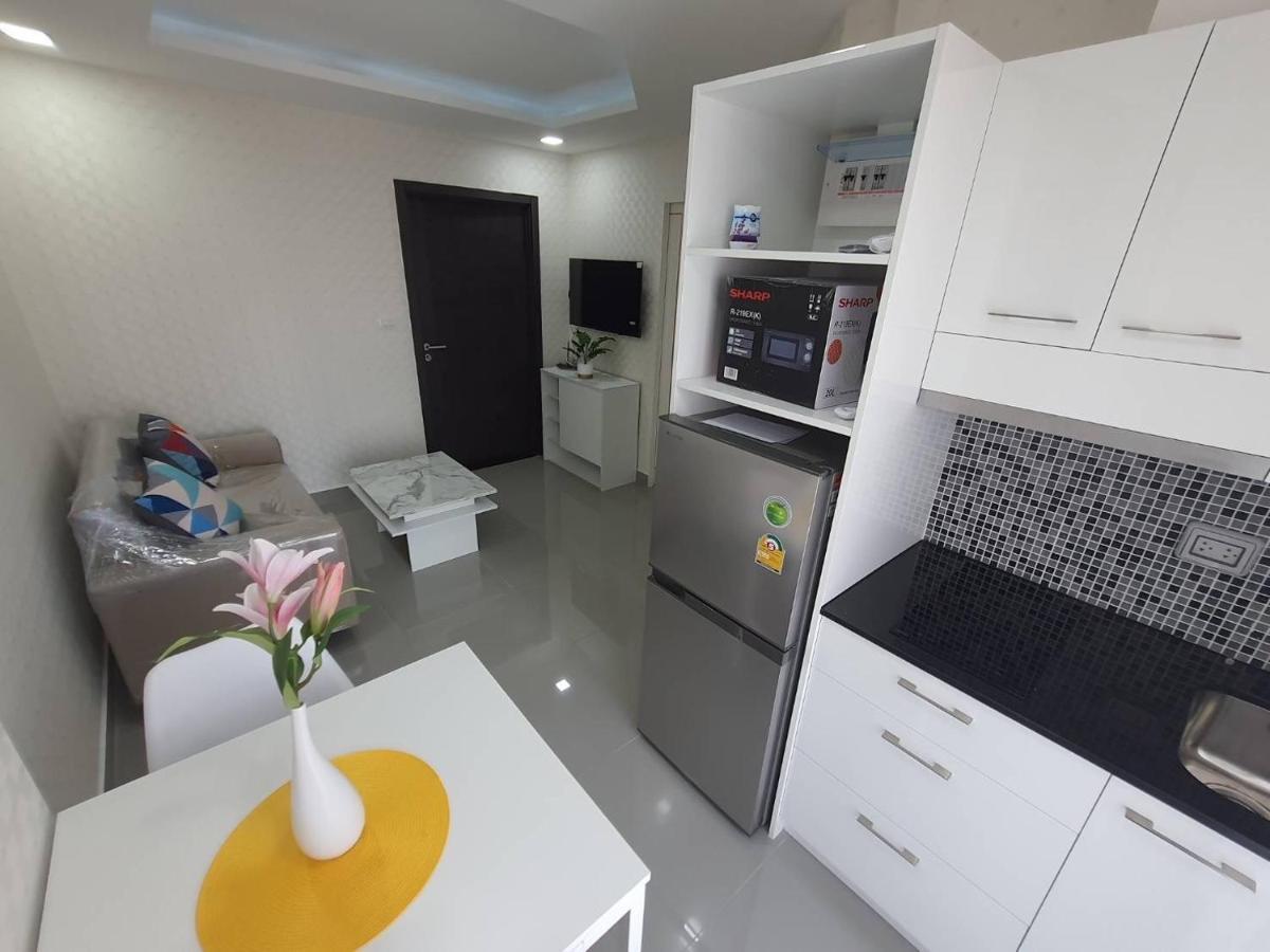 Siam Oriental Star At Pratumnak Soi 6 By Daisy Pattaya Apartamento Exterior foto