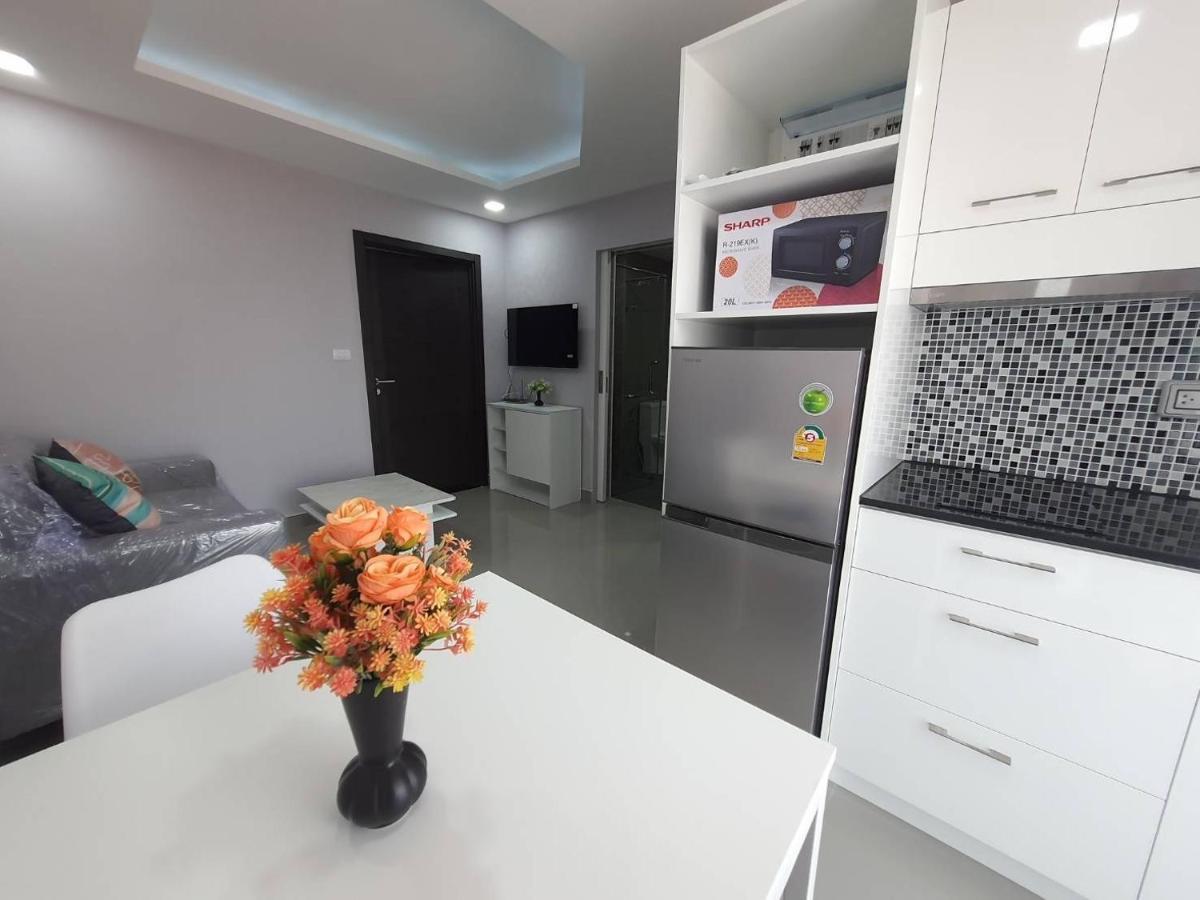 Siam Oriental Star At Pratumnak Soi 6 By Daisy Pattaya Apartamento Exterior foto